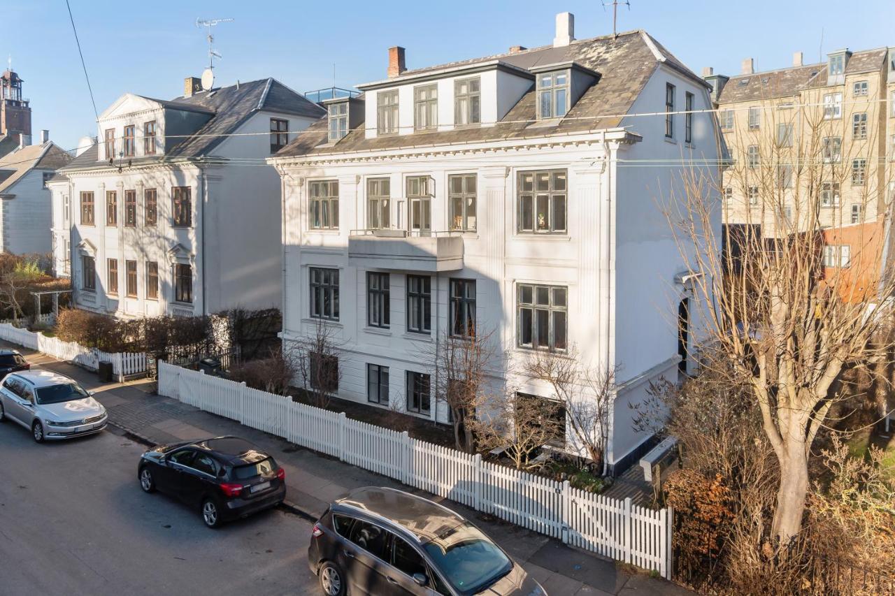Rooms In Quiet White Villa Apartment Hortensiavej 8 On Frederiksberg C Köpenhamn Exteriör bild